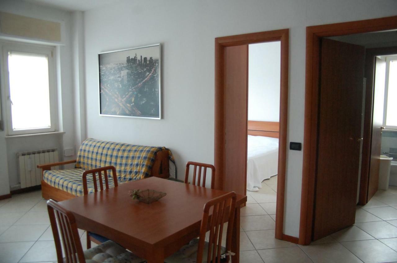 Ferienwohnung La Finestra Sul Parco Verona Exterior foto